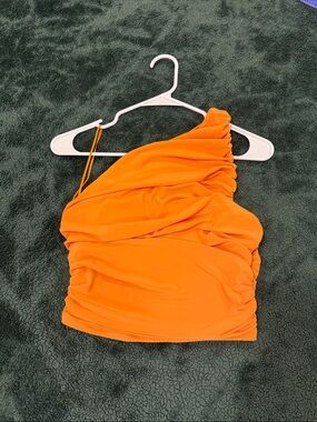 Express Orange One-Shoulder Ruched Crop Top